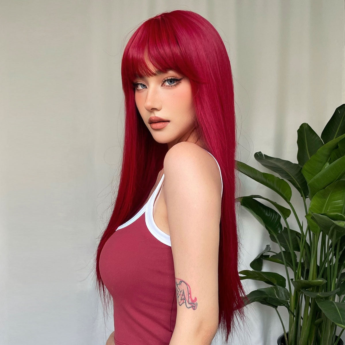 ライトワインレッド合成かつら前髪付き女性のためのロングストレートヘアウィッグナチュラルコスプレパーティー耐熱