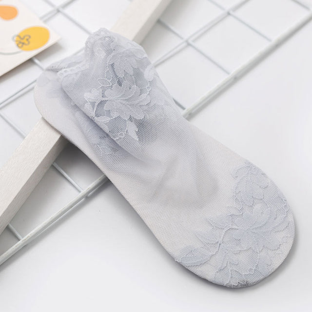 NEW Women Leaves Lace Invisible Socks Thin Ladies Lace Boat Socks Hollow Non-slip Shallow Socks Women