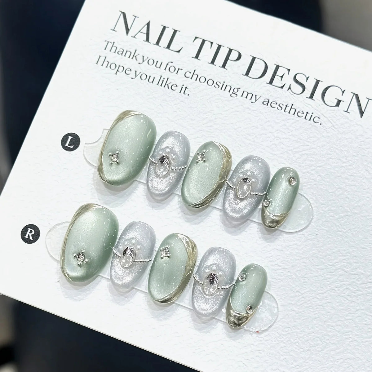 10pcs High-End Short Cat Eye Press-On Nails – Light Luxury Handmade White Nail Set