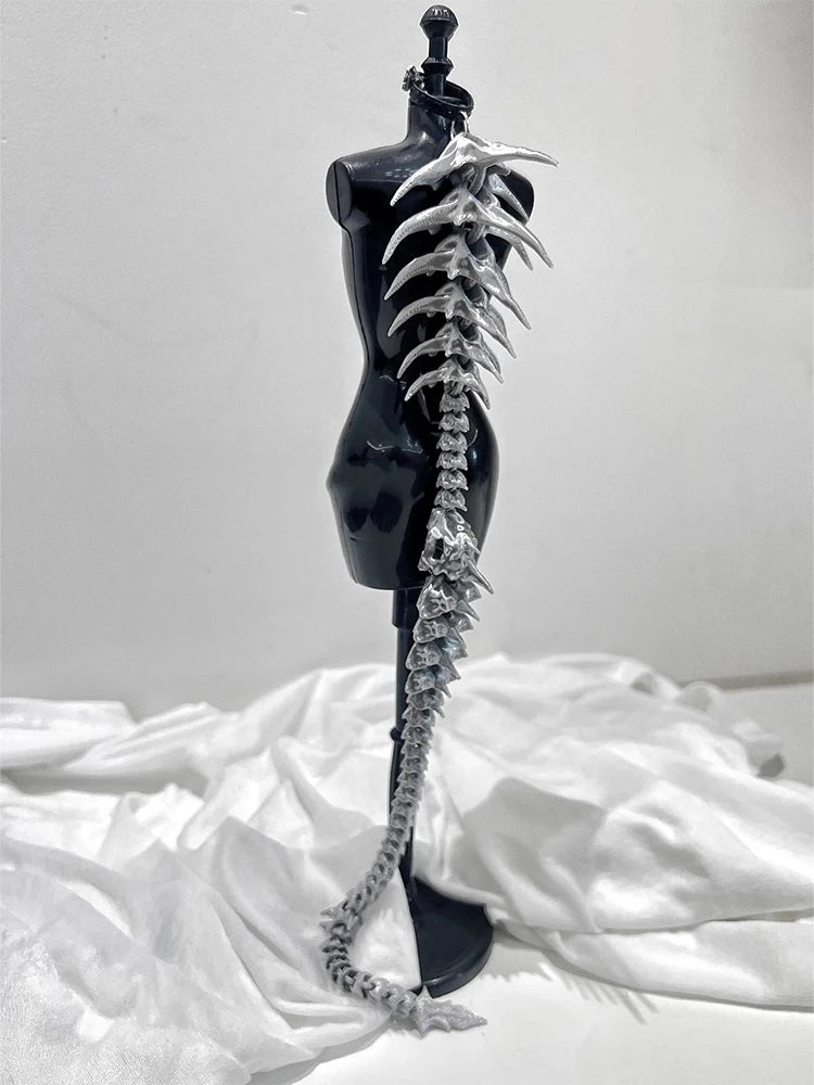 The Punk Gothic Large Dragon Spine Necklace, A Niche Design, Is A Jewelry Accessory For Both Men And Women's Carnival