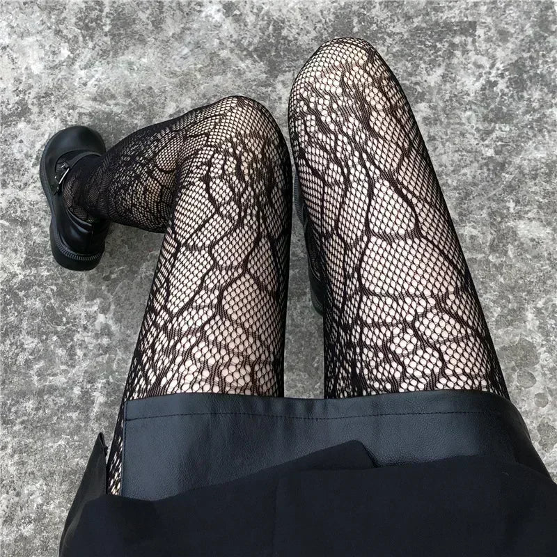 Japanese Lolita Retro Floral Rattan White Hosiery Hot Tights Classic Lolita Hollowed Out Lace Mesh Stockings Bottomed Pantyhose