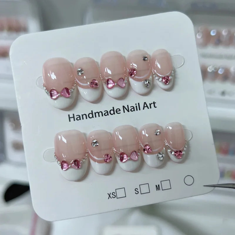 10pcs Blue Nude Cat Eye Press-On Nails, Short Almond Shiny Finish with Rhinestone Accent