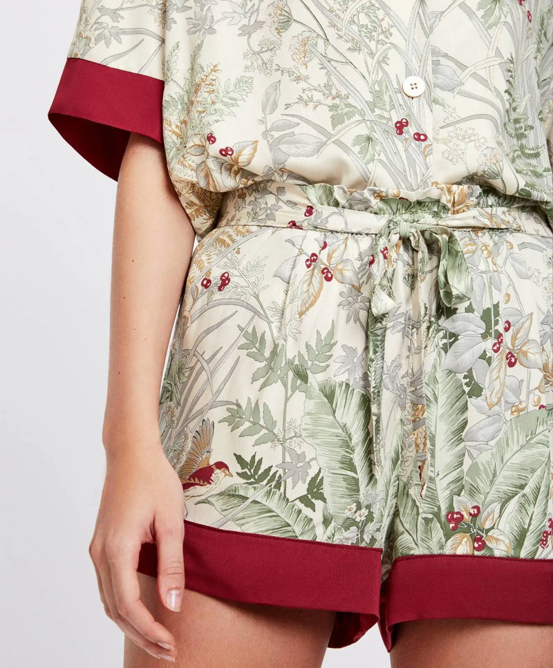 夏印刷半袖ショーツパジャマハーフターンダウン襟サテン部屋着女性のスパースターセクシーなランジェリーパジャマホームセット