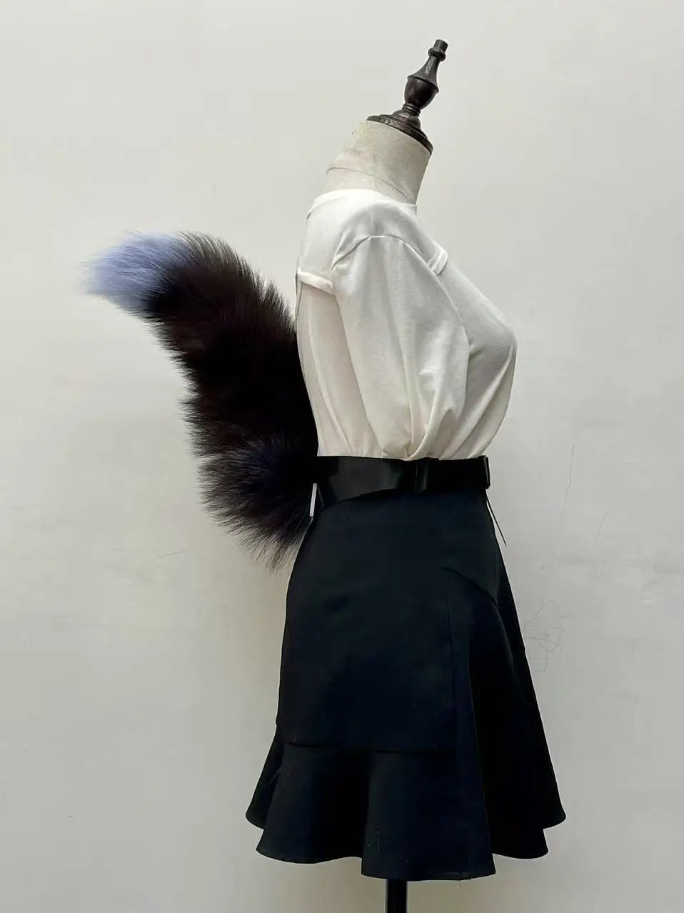 Plush Fox Tail Cosplay Accessory – Adjustable Belt & Bendable Faux Fur Tail