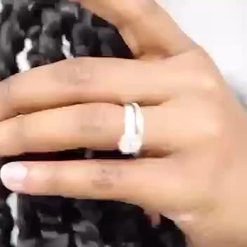 YOROSTAR 8 Inch Pre-Twisted Synthetic Soft Crochet Hair Extensions - 8 Packs, Low Temperature Fiber, Pre-Looped Passion Twist Curly with 6 Inch Hair, Crochet Needle & Hair Rings Gift for Black Women