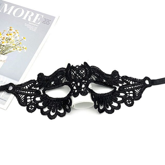 Women Hollow Lace Masquerade Face Mask Sexy Cosplay Prom Party Props Costume Halloween Masquerade Mask Nightclub Queen Eye Mask