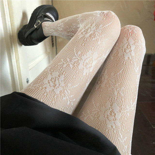 Classic Lolita Hollowed Out Lace Mesh Stockings Bottomed Pantyhose Japanese Lolita Retro Floral Rattan White Stocking Hot Tights